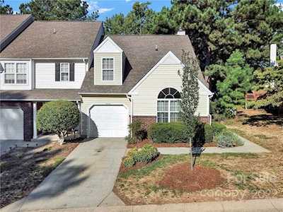 9020 Scotch Heather Way Charlotte, NC 28277