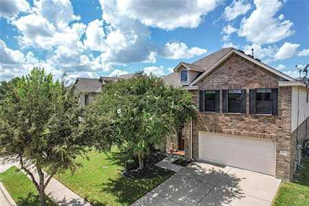 1104 Nighthawk Road Fort Worth, TX 76108