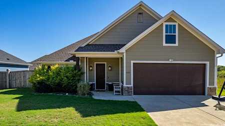 4321 Sloan Dr Alexander, AR 72002