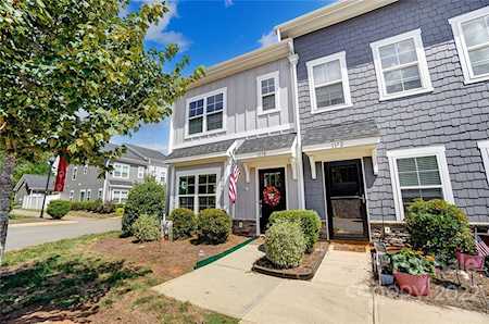 1178 Almerton Dr Denver, NC 28037
