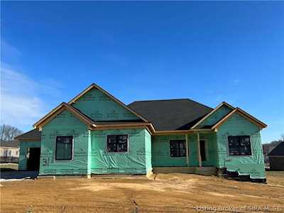 3011 Masters Dr Floyds Knobs, IN 47119