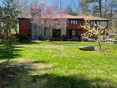 27 Huckleberry Hill Road Lincoln, MA 01773