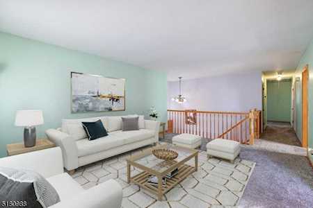 125 Broadway Ave Woodbridge Twp., NJ 07067