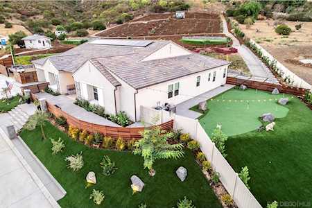 22283 Long Trot Escondido, CA 92029