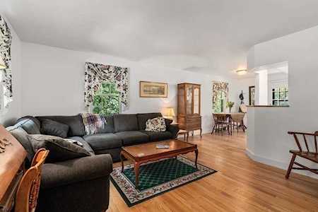 15 Charlesbank Rd #15 Newton, MA 02458