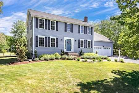 2 Vincent Way Franklin, MA 02038