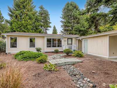 24331 9th Ave W Bothell, WA 98021