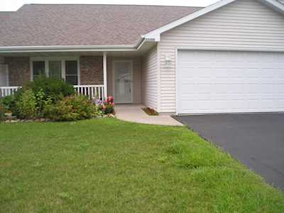 2330 Patriot Ln #B Oshkosh, City of Oshkosh, WI 54904-6936
