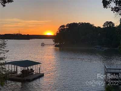 198 Penicillin Point Troutman, NC 28166