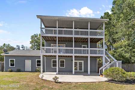 419 Old River Acres Drive Burgaw, NC 28425