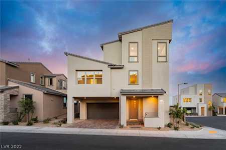 642 Angel Aura St Las Vegas, NV 89138