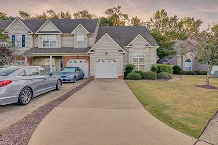 2230 Livingston St Suffolk, VA 23435
