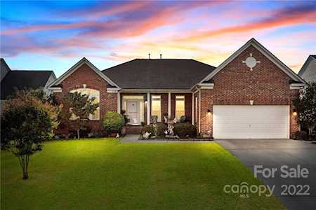 124 Pecan Hills Dr Mooresville, NC 28115