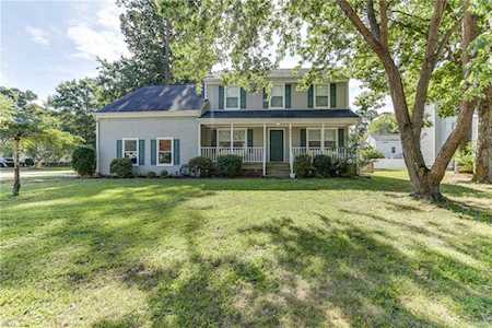209 Deerwood Ct Chesapeake, VA 23320