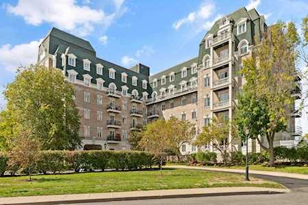 100 Marina Drive #211 Quincy, MA 02171