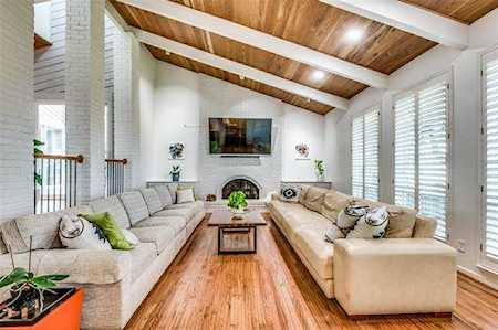 405 Balboa Street Irving, TX 75062