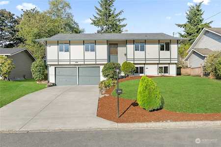 25939 13th Place S Des Moines, WA 98198