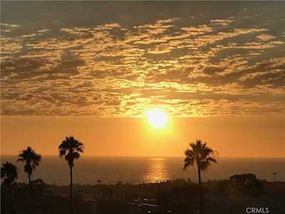 960 1st St #D Hermosa Beach, CA 90254