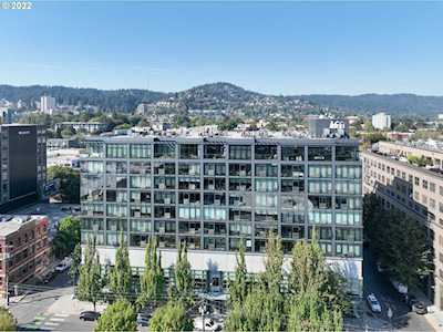 1410 NW Kearney ST #513 Portland, OR 97209