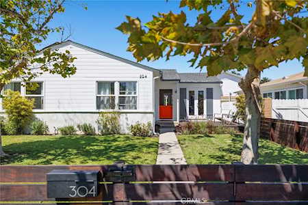 304 Flower St Costa Mesa, CA 92627