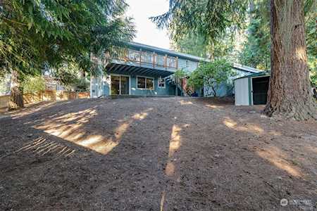 16405 Burke Ave N Shoreline, WA 98133