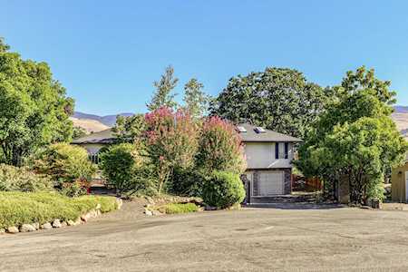790 Acorn Circle Ashland, OR 97520