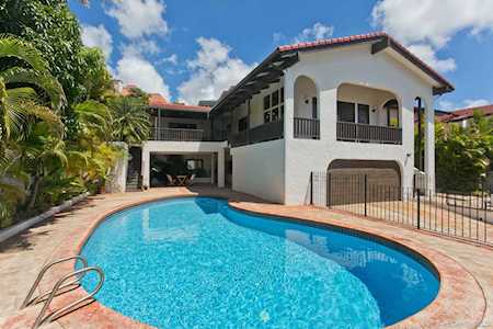 1893 Alaweo Street Honolulu, HI 96821