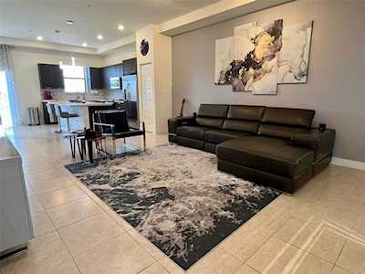 10407 NW 82nd St #35 Doral, FL 33178