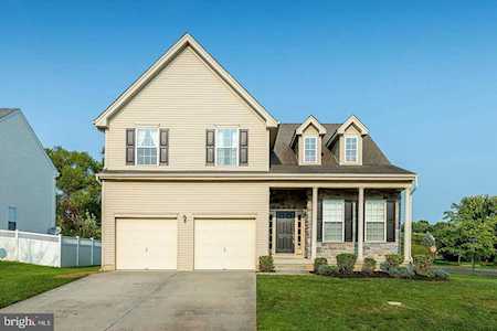 245 Windsor Dr Swedesboro, NJ 08085