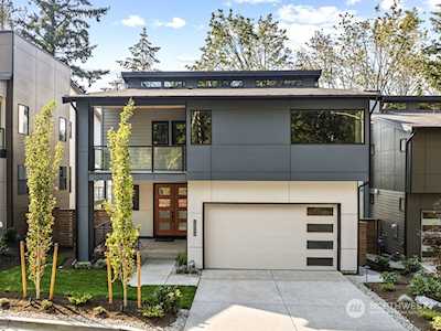 11046 SE 60th Ln Bellevue, WA 98006