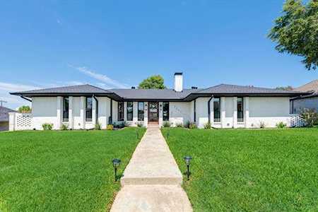 2627 Sedgeway Carrollton, TX 75006