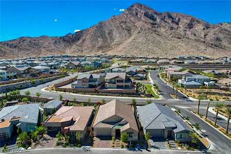 11193 Black Fire Opal Dr Las Vegas, NV 89138