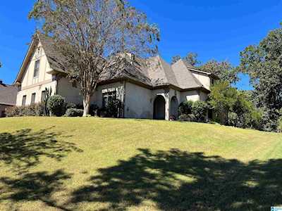 8432 Ledge Circle Trussville, AL 35173