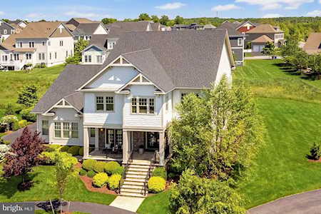 41648 White Yarrow Ct Ashburn, VA 20148