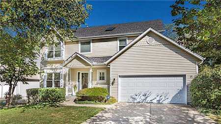 15439 Glenwood Ave Ave Overland Park, KS 66223
