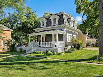 283 W Saint Clair Romeo, MI 48065