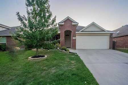 12136 Bellegrove Road Burleson, TX 76028