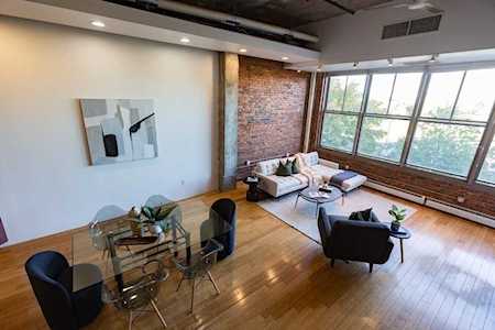 156 Porter St #221 Boston, MA 02128