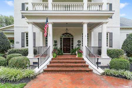 1001 Green Oaks Parkway Holly Springs, NC 27540