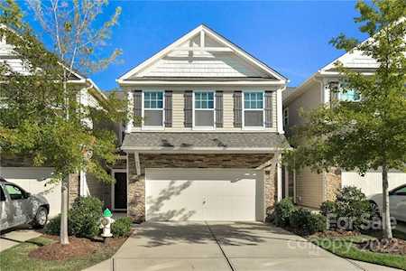 932 Summerlake Dr Fort Mill, SC 29715