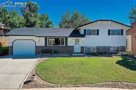1529 Zaiger Place Colorado Springs, CO 80915