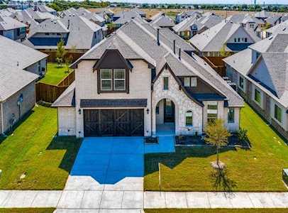 527 Windcrest Drive Wylie, TX 75098