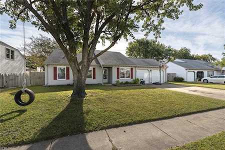 1916 Ravel Dr Virginia Beach, VA 23454