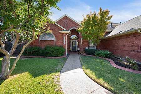 5 Savoy Court Mansfield, TX 76063