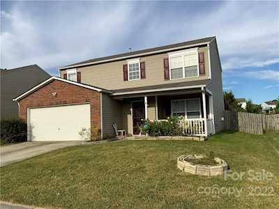 1841 Meadow Crossing Dr Huntersville, NC 28078