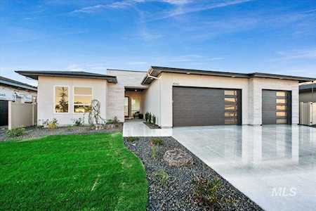 4542 E Goldstone Dr. Meridian, ID 83642