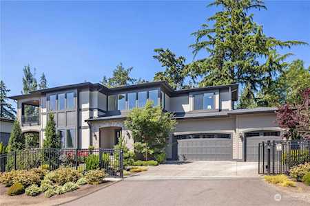 6518 SE 28th St Mercer Island, WA 98040