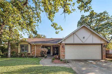 5512 Atlantis Terrace Arlington, TX 76016