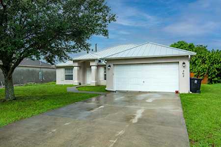 462 SW Carmelite Street Port Saint Lucie, FL 34983