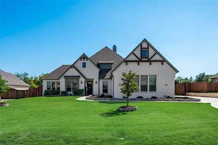 1133 Durango Springs Drive Fort Worth, TX 76052